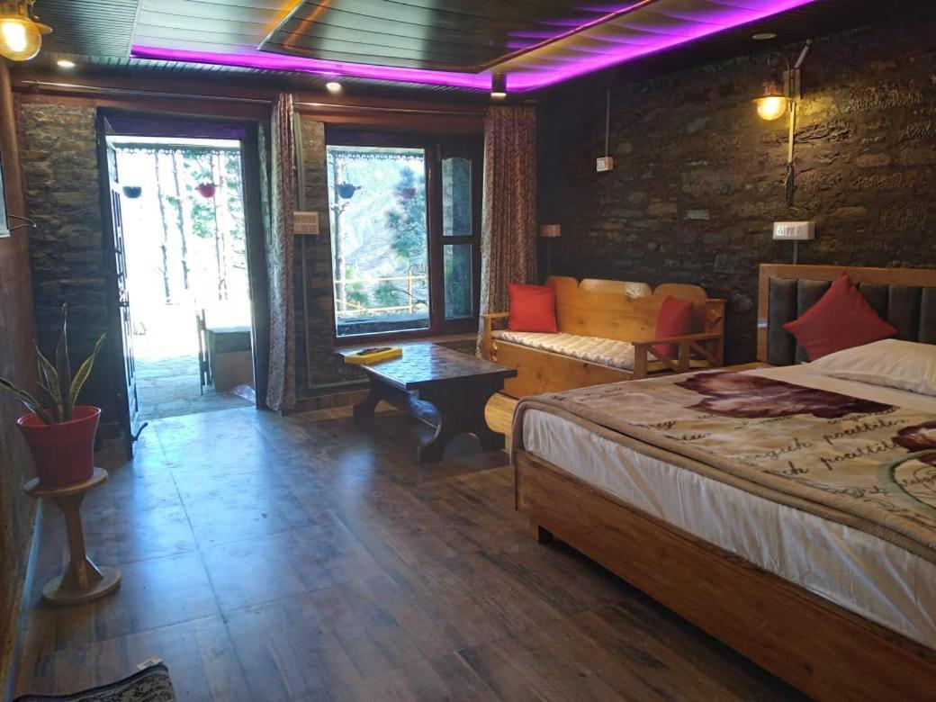 Nature Villaas Basa Homestay Pauri Dış mekan fotoğraf