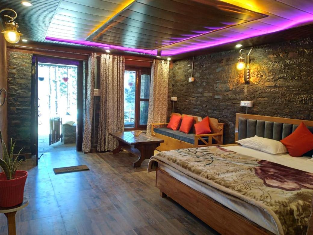 Nature Villaas Basa Homestay Pauri Dış mekan fotoğraf