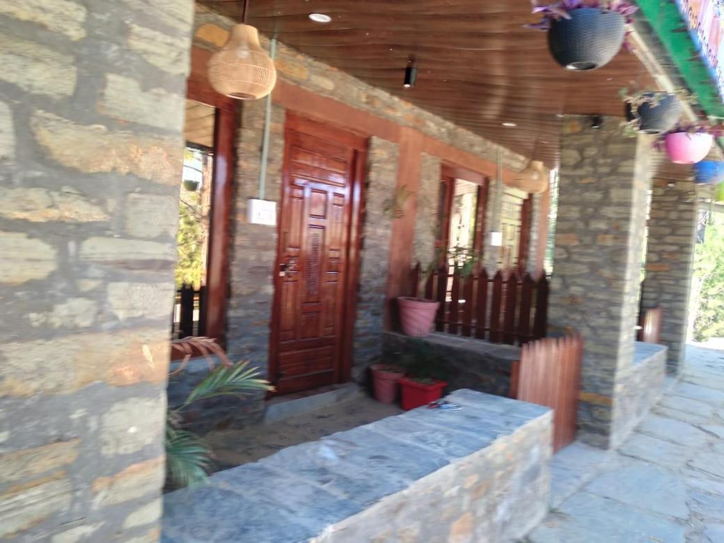 Nature Villaas Basa Homestay Pauri Dış mekan fotoğraf